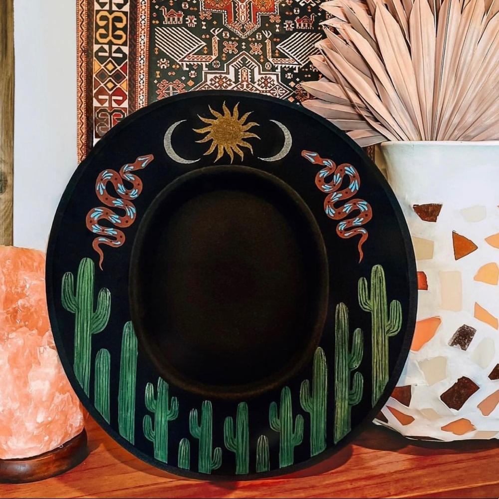 Luna Bloom Hat